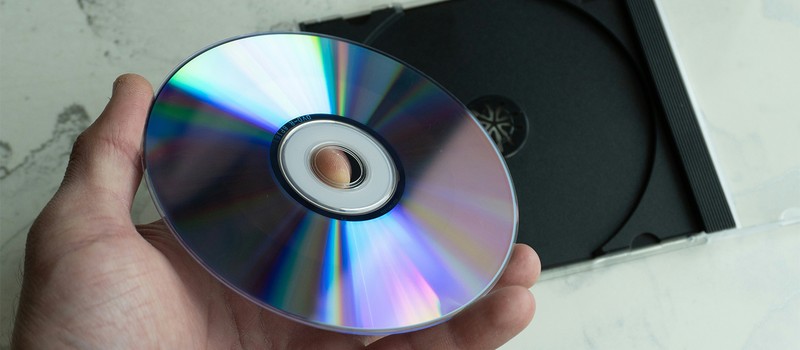 GitHub троллит Sony и предлагает записать ваш код на CD-ROM