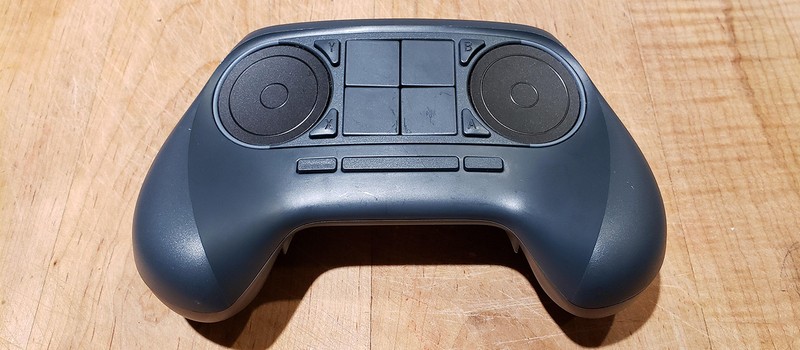 10-летний прототип Steam Controller Chell нашли в благотворительном магазине Goodwill