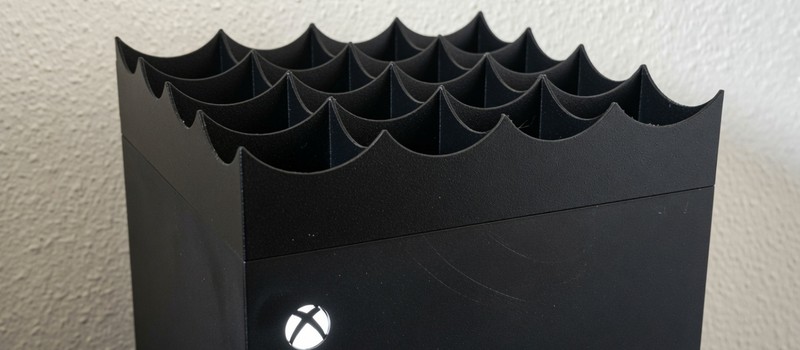 Владелец Xbox Series X напечатал шипы на 3D-принтере, чтобы отвадить кота от консоли