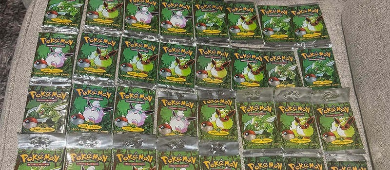 Фанат Pokemon нашел коллекцию карт на $250 тысяч в бабушкином доме, включая запечатанный Покедекс из 90-х