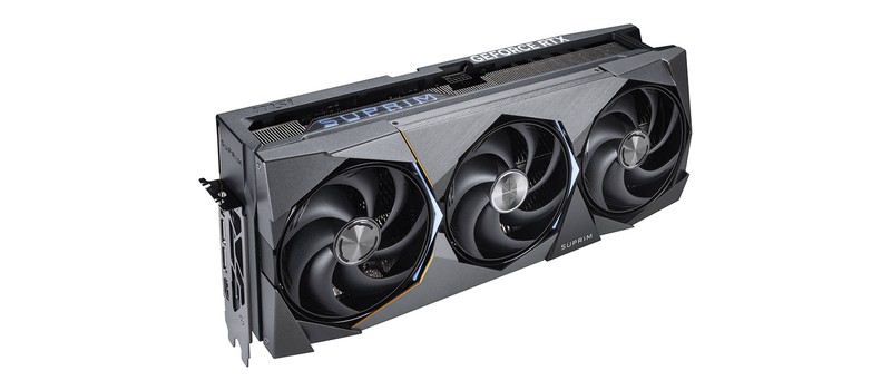 RTX 5090 продают в абсурдных комплектах с 8 материнскими платами за 7500 долларов на фоне дефицита памяти