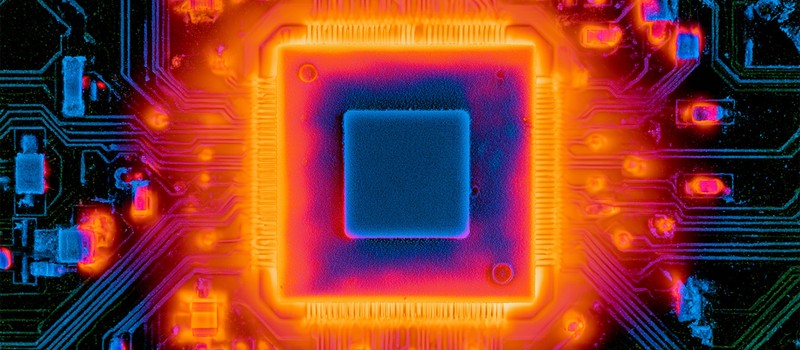Ученые из Киото создали транзистор, который выдерживает температуру 600 °C и не требует новых фабрик