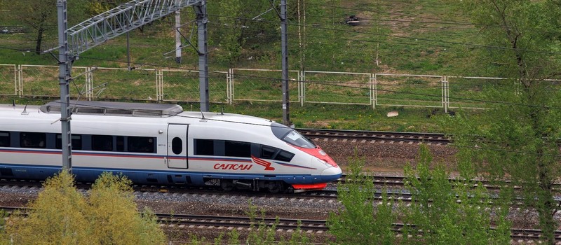 "Бюро 1440" оснастит спутниковым интернетом 135 поездов по всей стране