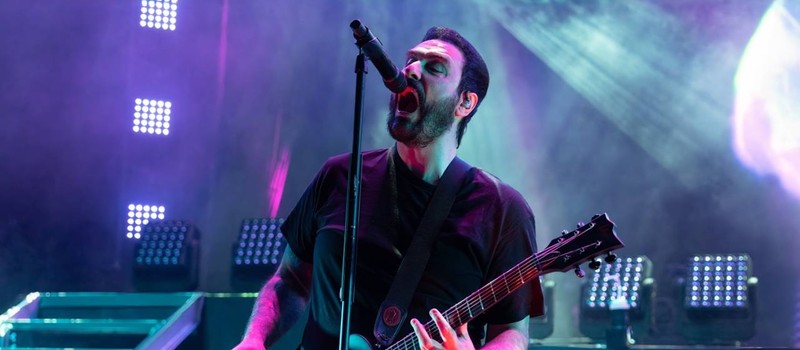 Вокалист Breaking Benjamin устроил разборки с модером Fallout 4 прямо на концерте