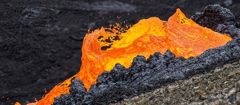 Ученые нашли минералы, способные прятать воду на глубине 2900 километров