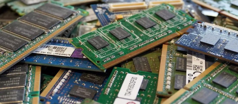 378 планок RAM ради одной унции золота – как в Пакистане сжигают DDR3