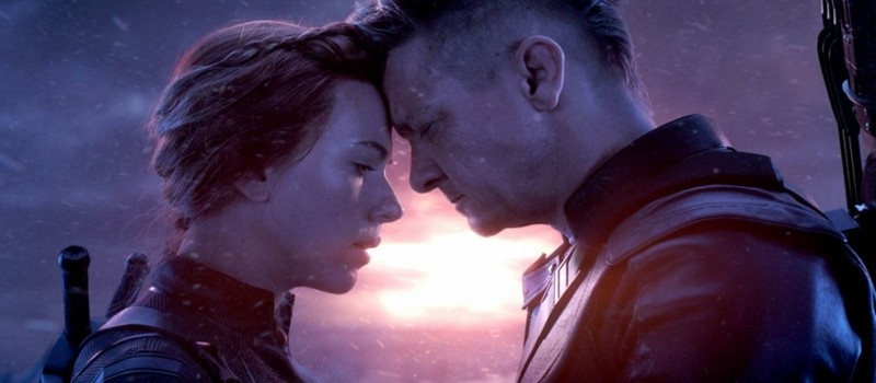 Сотрудницы Marvel переубедили сценаристов "Мстители: Финал" убить Соколиного глаза вместо Чёрной вдовы
