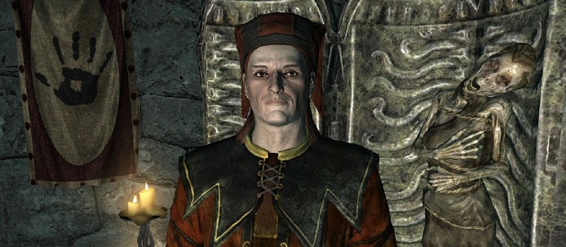 В Сети завирусилось видео с косплеером Цицерона из Skyrim, который гуляет по ночному городу в обнимку с мумией Матери Ночи