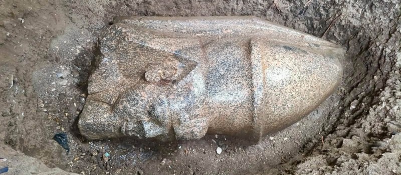 Египтянин нашёл у своего дома обломки 8,5-метровой статуи Рамсеса II