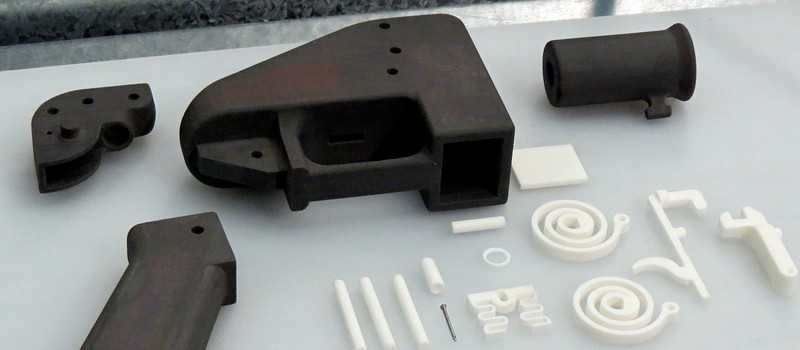 Японца печатающего оружие на 3D-принтере посадили на 2 года
