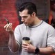 Генри Кавилла обвинили в имитации гиковости, но теория развалилась за один вечер