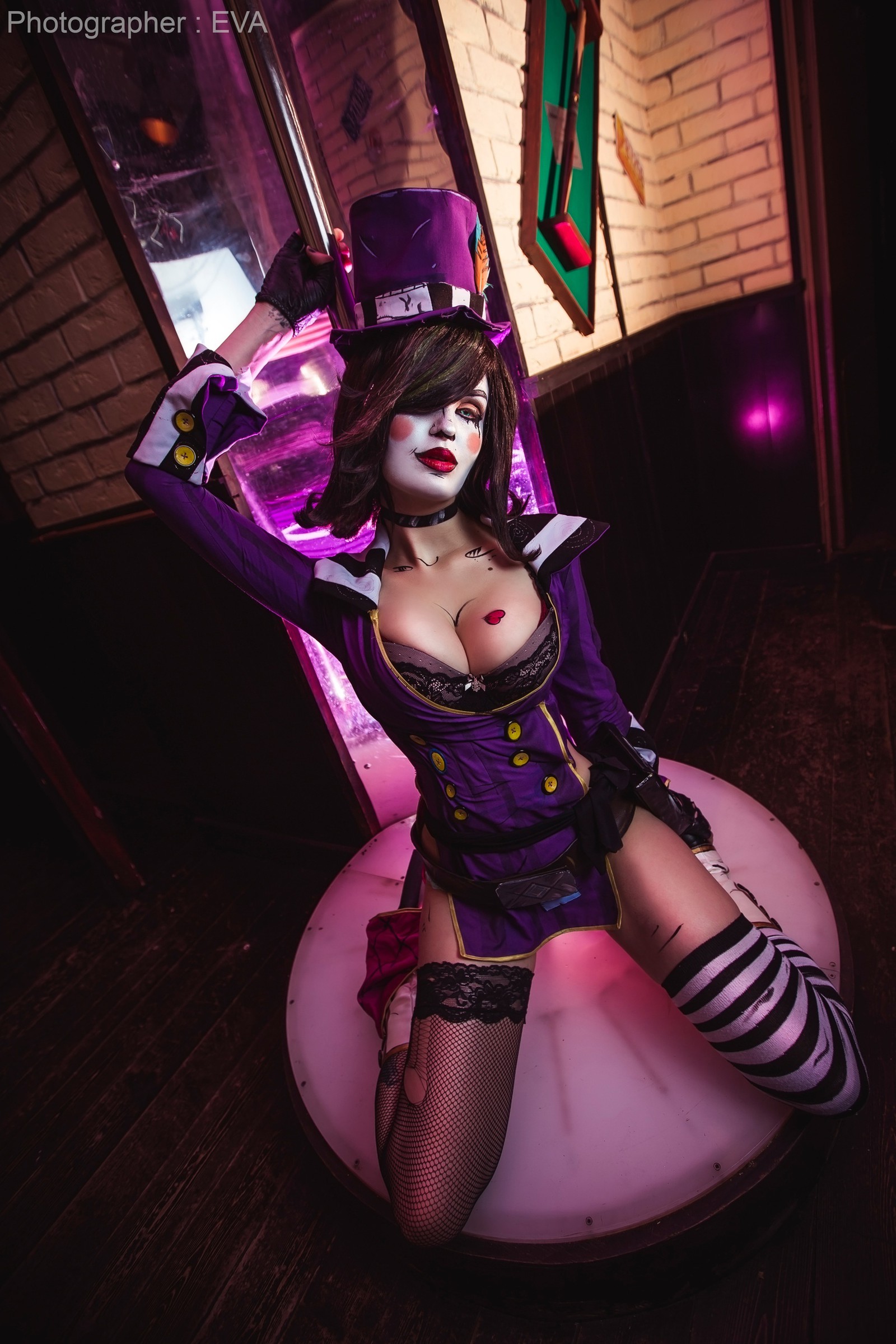 Moxxi Naked