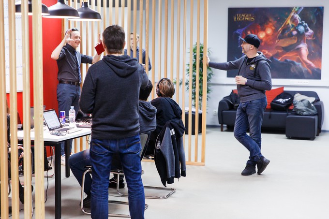Киберспорт мирового уровня на новой арене Riot Games в России