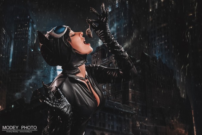 Пятничный косплей Человекпаук, Женщинакошка, Final